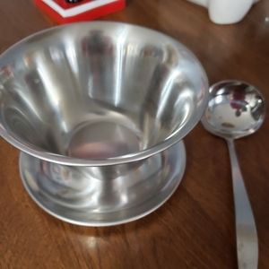 Leonard stainless gravy bowl and spoon